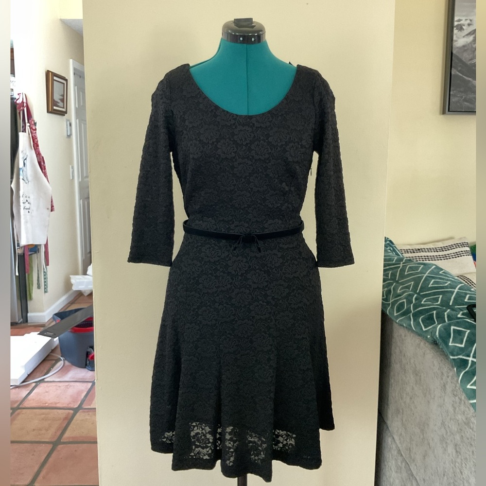 White House Black Market Black Lace Long Sleeve Dress